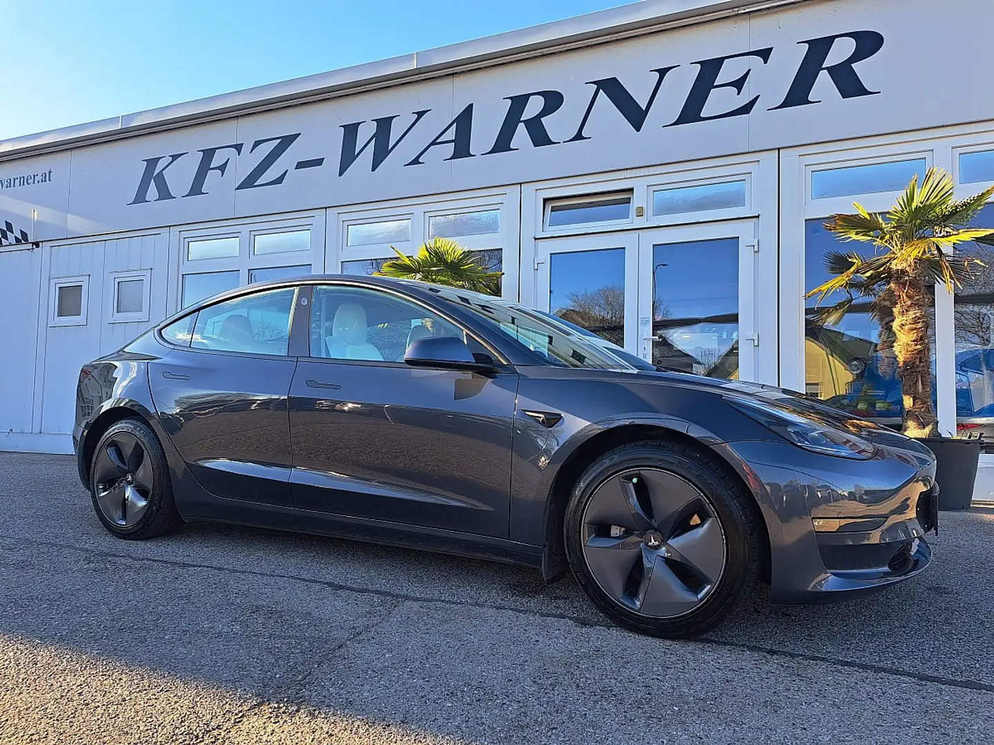 Tesla Model 3 Long Range AWD 75kWh Grau - 1