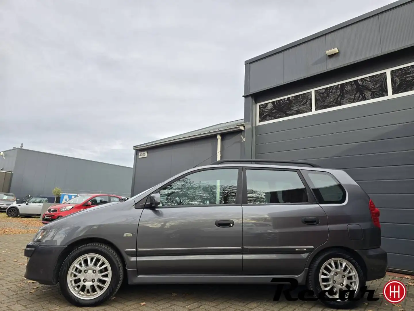 Mitsubishi Space Star 1.6 Shogun SE/105Nap/Airco/ZeerMooi! Grau - 2