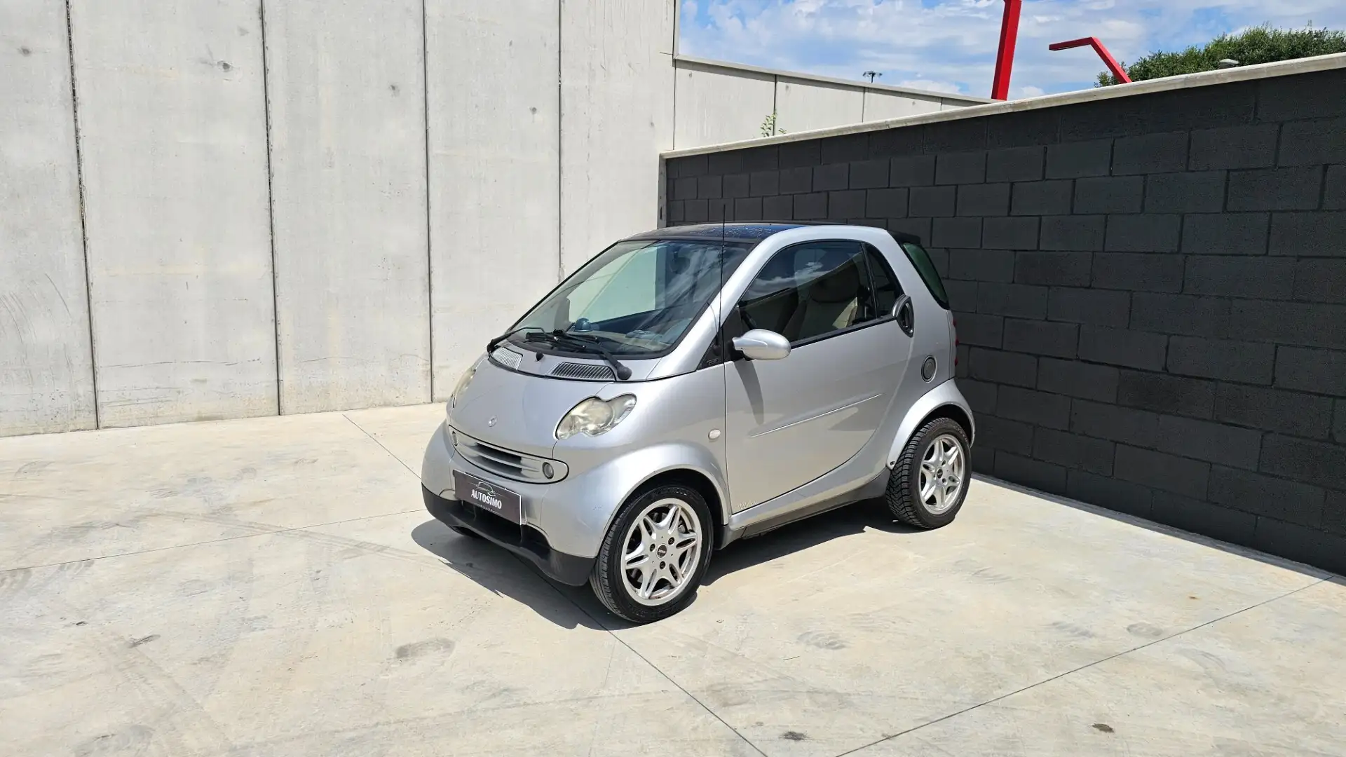 smart forTwo fortwo 700 coupé pulse (45 kW) Jaune - 1