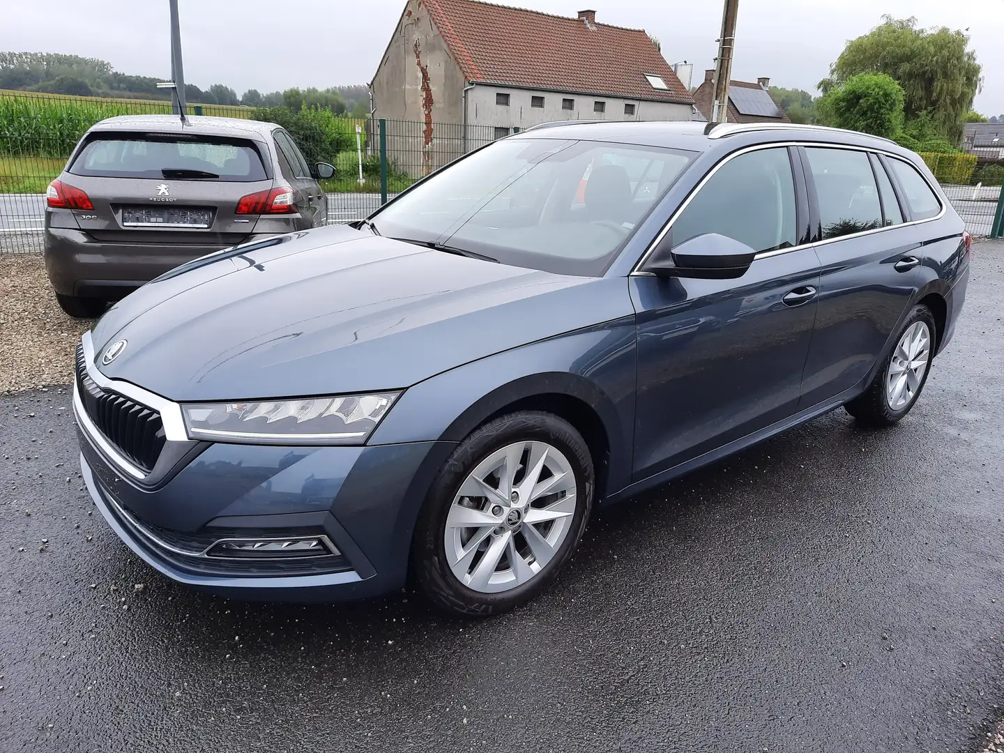 Skoda Octavia 1.0 TSI eTec Mild hybride  DSG Grijs - 1