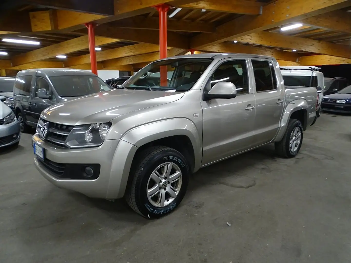 Volkswagen Amarok 2.0 TDI 4x4 DC Highline 163 CV Inseribile Grau - 2