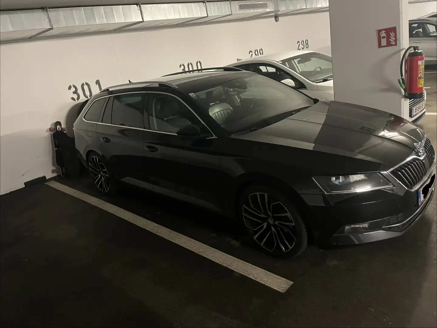 Skoda Superb Kombi 2,0 TDI Style DSG - 2