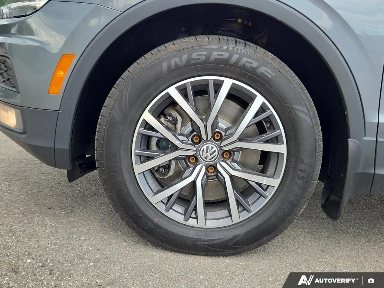 Volkswagen Tiguan снимка Volkswagen Tiguan