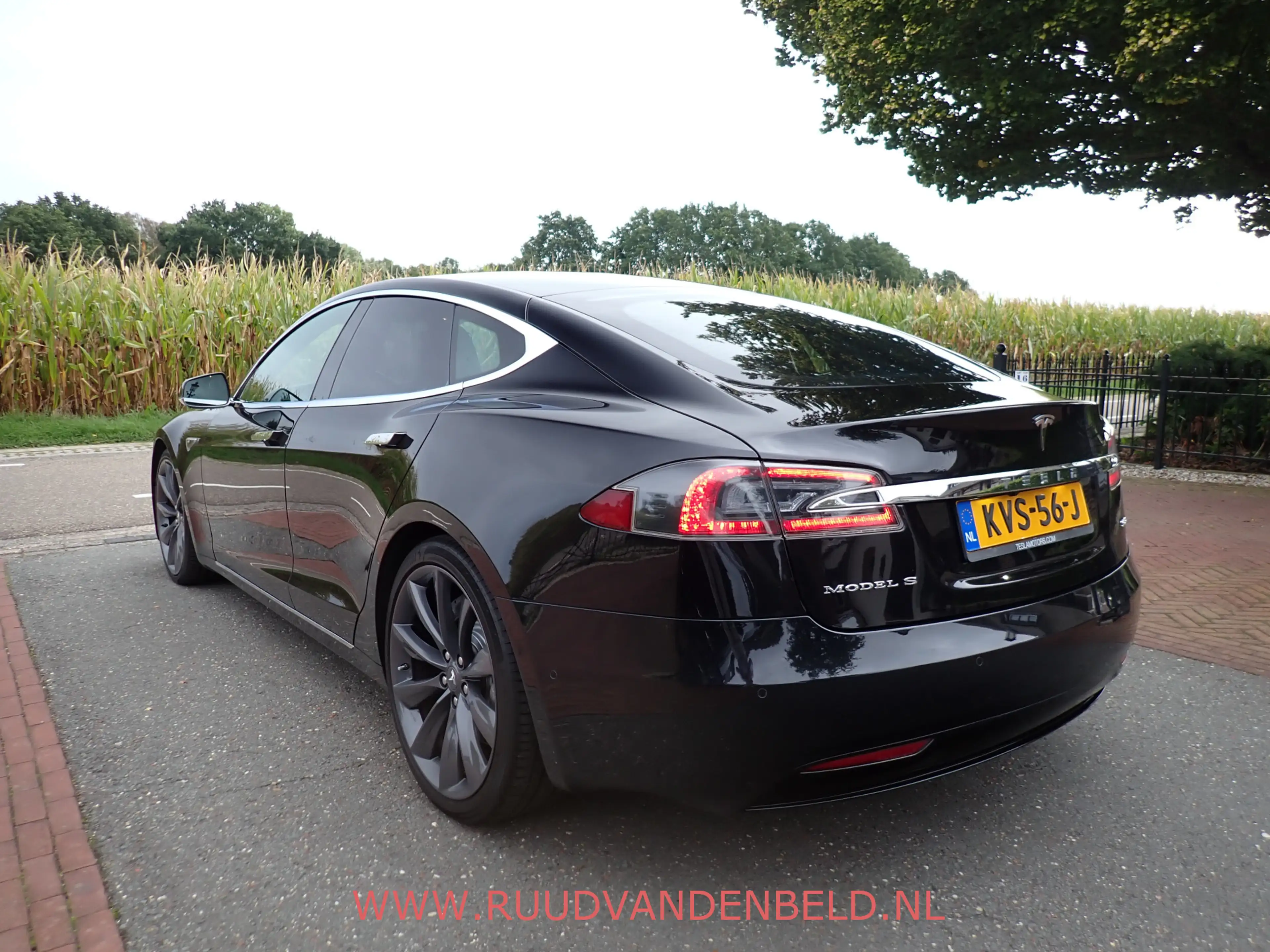 Tesla Model S 90D SOH 87% / CCS / AUTOPILOT / LUCHTVERING — photo 5