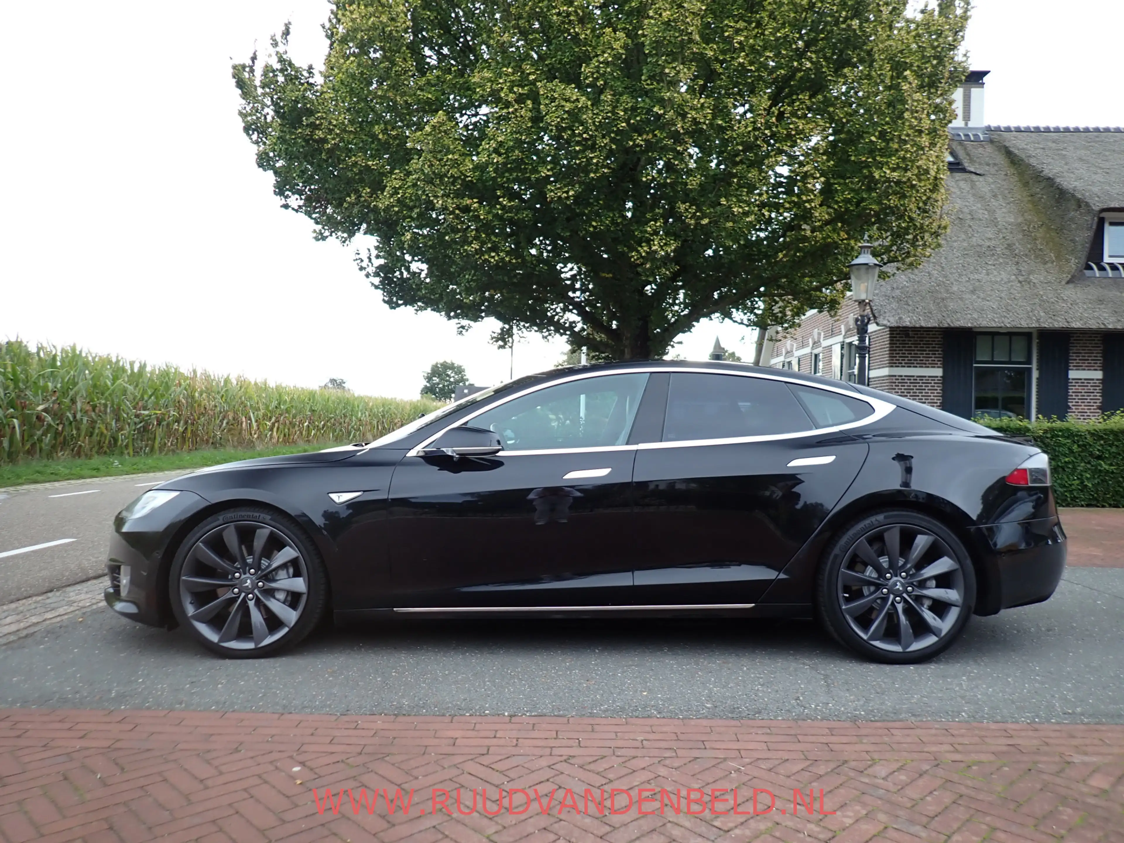 Tesla Model S 90D SOH 87% / CCS / AUTOPILOT / LUCHTVERING — photo 6