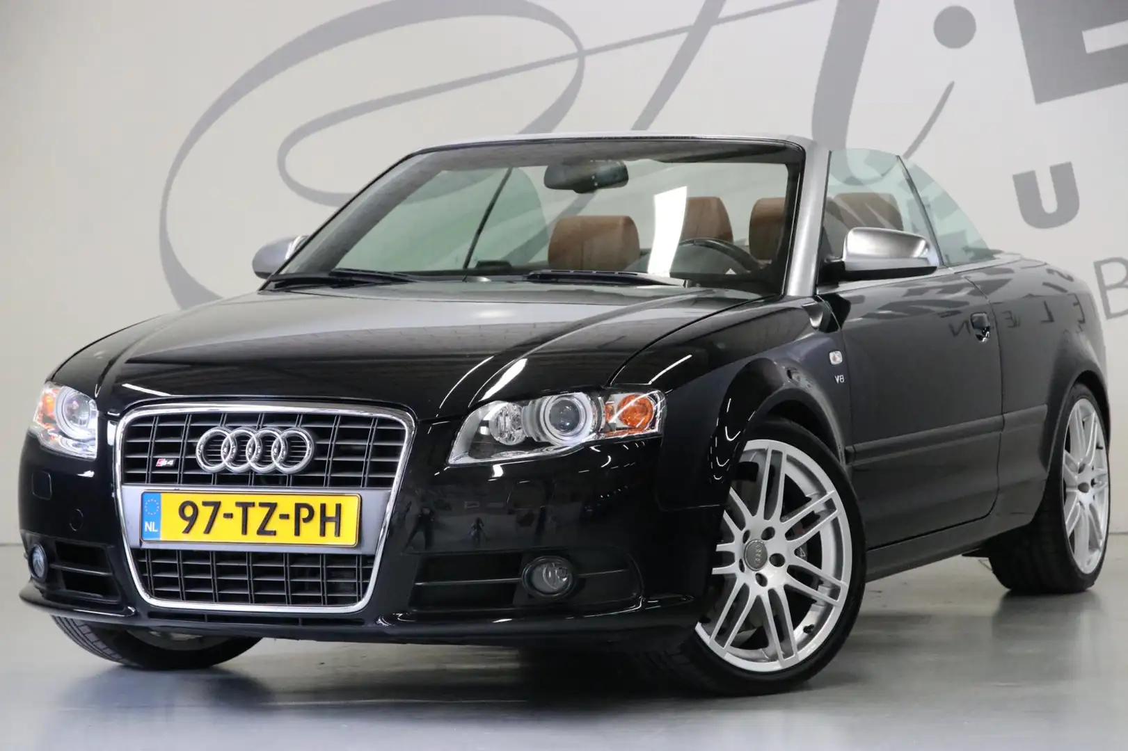 Audi A4 Cabriolet 4.2 V8 S4 carbon interieurdelen/bose/jon Zwart - 1