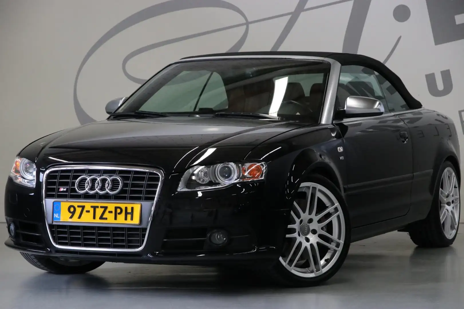 Audi A4 Cabriolet 4.2 V8 S4 carbon interieurdelen/bose/jon Zwart - 2
