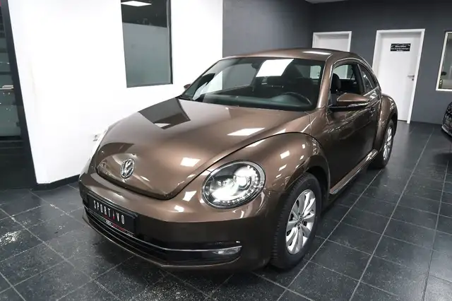 Volkswagen Beetle Lim. Design*Bi-Xenon*SHZ*PDC*1HAND*Tepoma