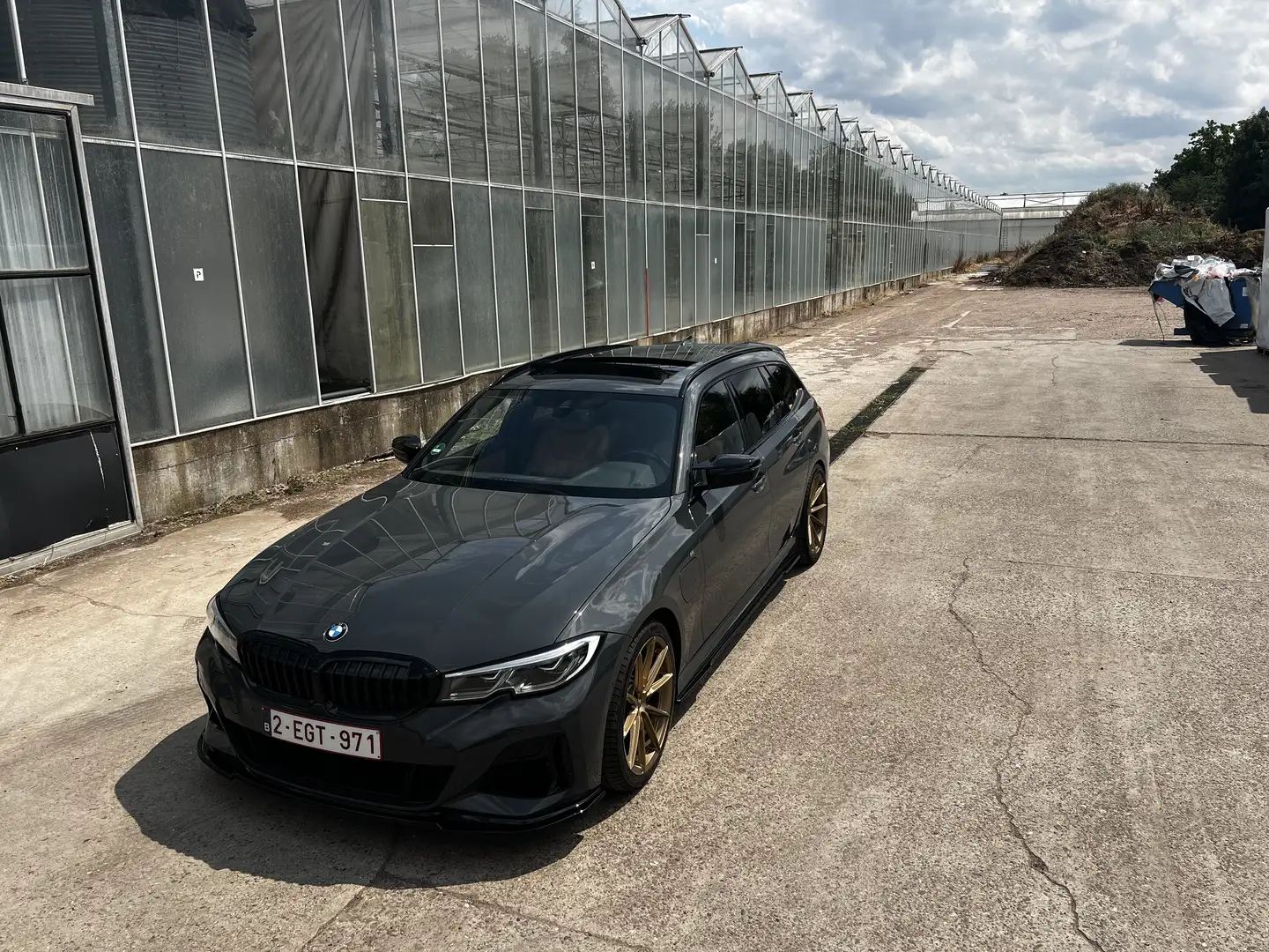 BMW 330 330e Touring Aut. M Sport - 1