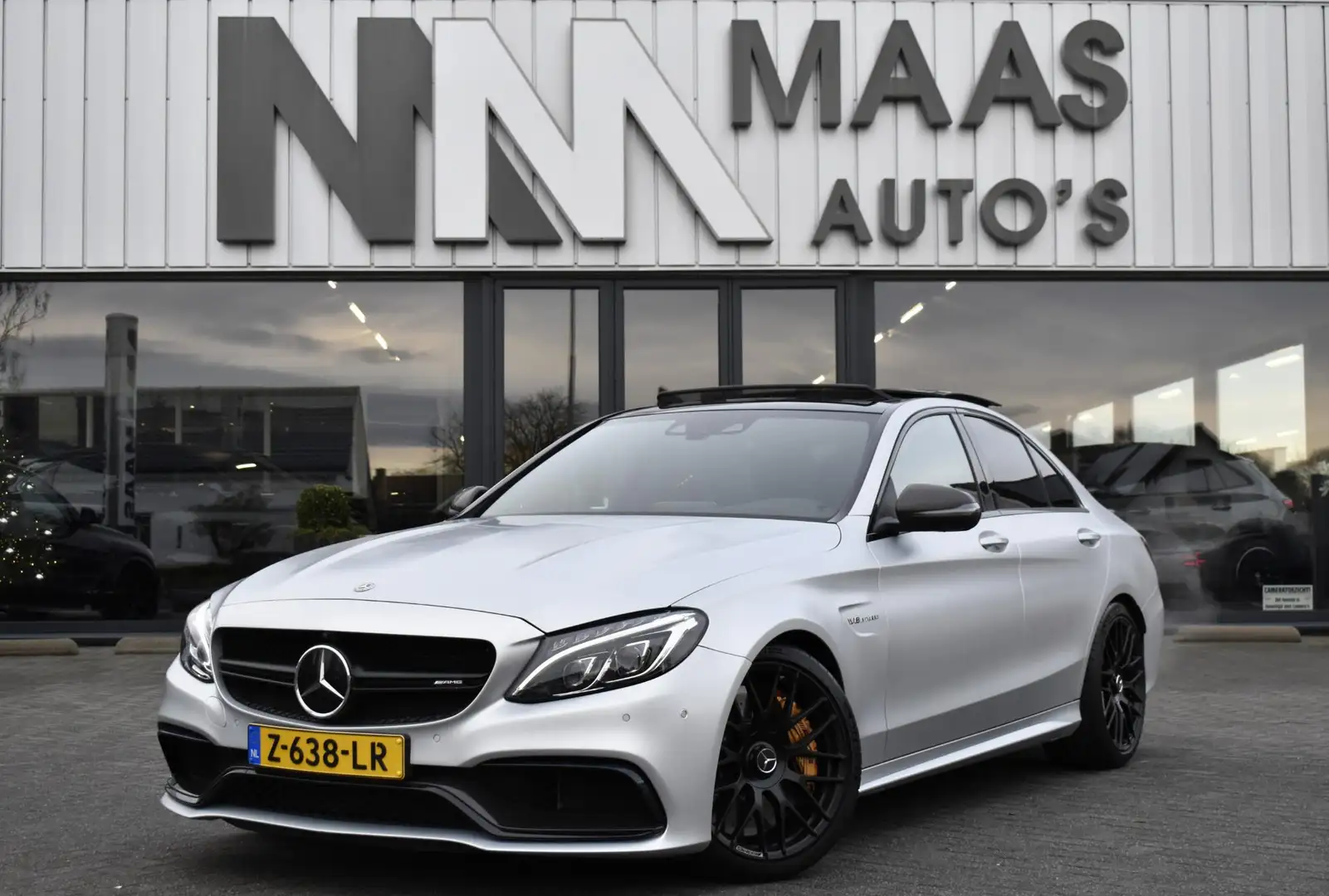 Mercedes-Benz C 63 AMG S PANORAMDAK PERFORMANCE STOELEN Grau - 1