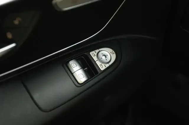 Mercedes-Benz Vito view 22
