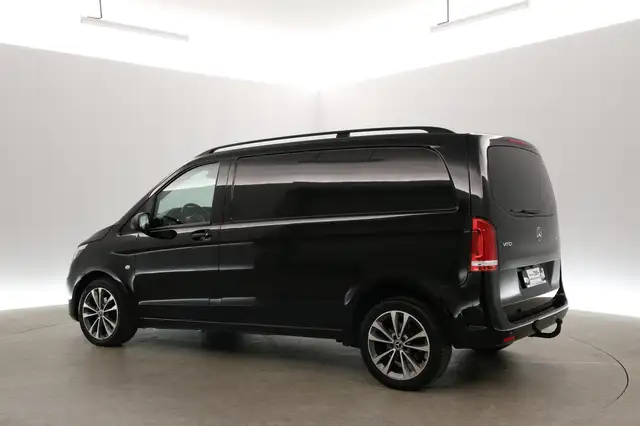 Mercedes-Benz Vito view 4