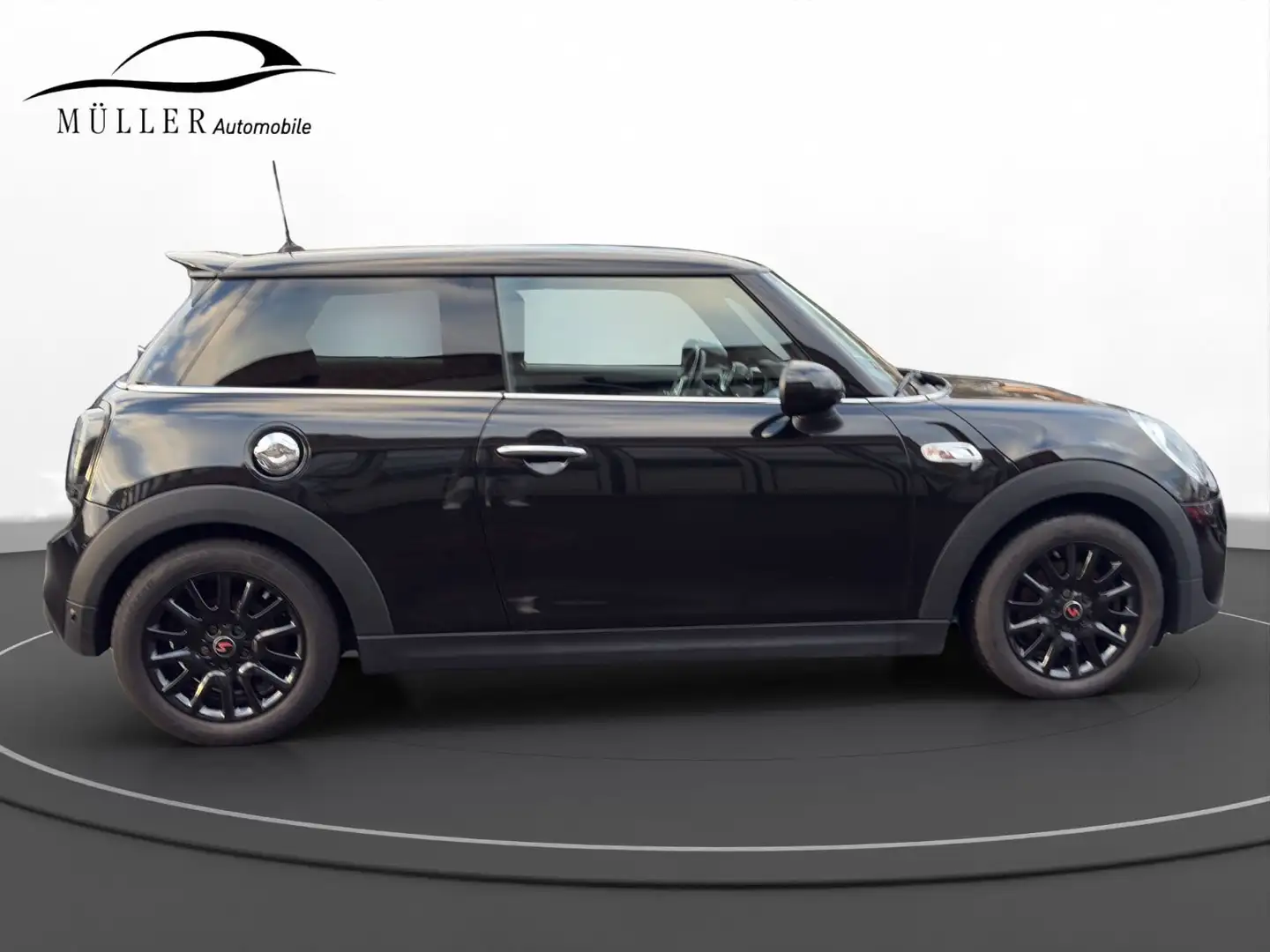MINI Cooper S Schwarz - 2