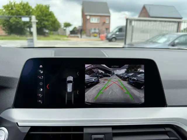 BMW X3 view 24