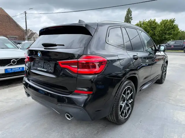 BMW X3 view 5