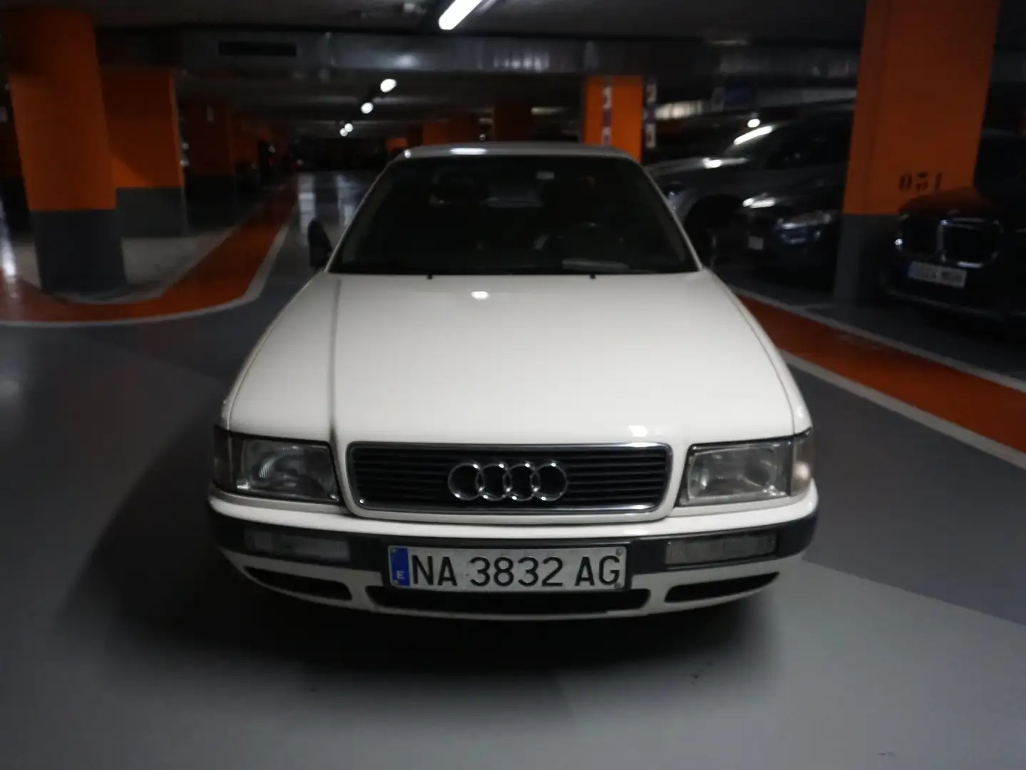 Audi 80 80 2.3 E ABS A.A. E Blanco - 2
