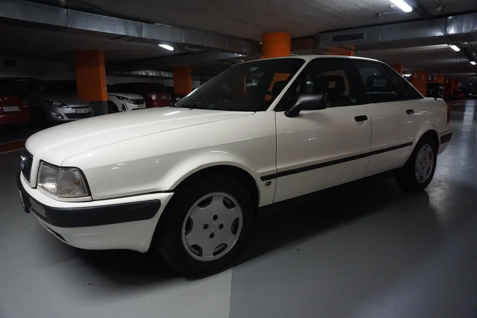 Audi 80 80 2.3 E ABS A.A. E Blanco - 1