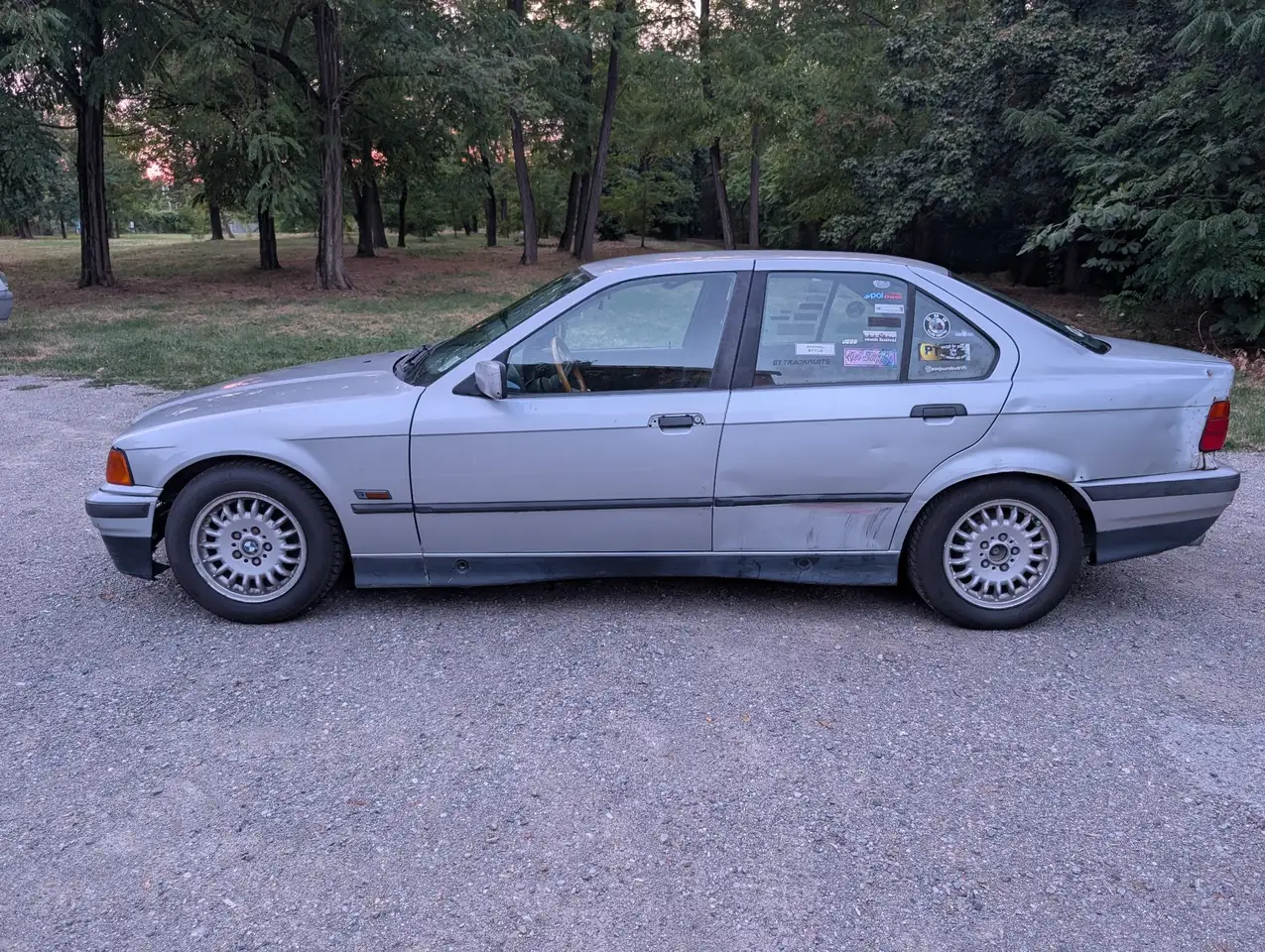 BMW 318i, foto 3