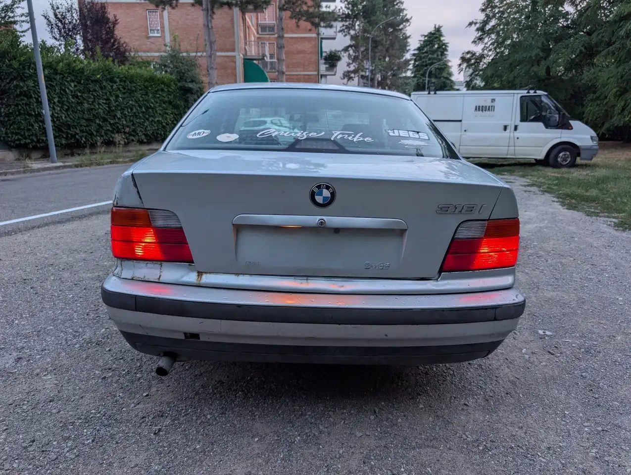 BMW 318i, foto 9