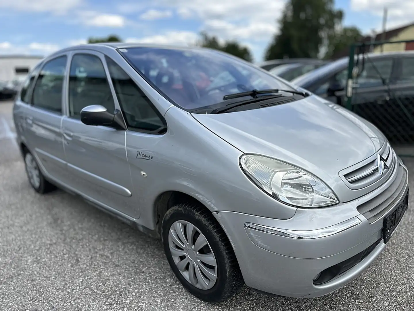 Citroen Xsara Picasso 1,6i emotion Silber - 2