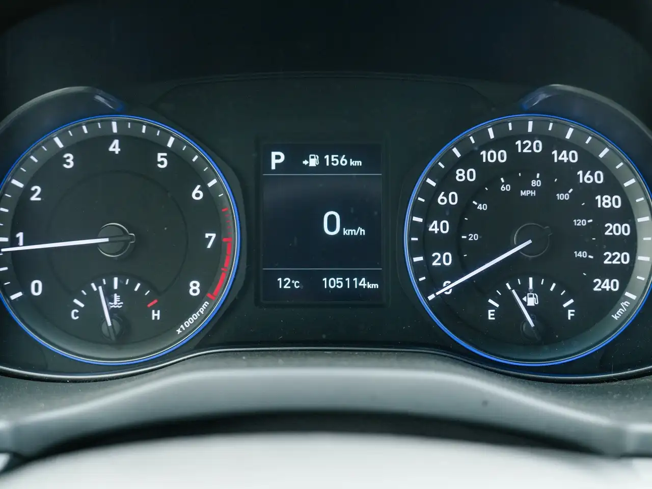 Hyundai KONA снимка Hyundai KONA
