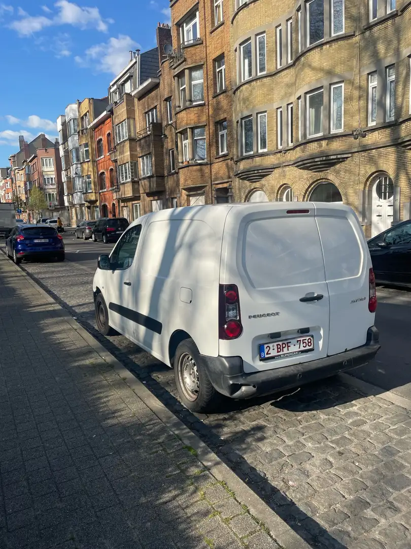 Peugeot Partner euro 6 07/2017  sans control ou export - 2