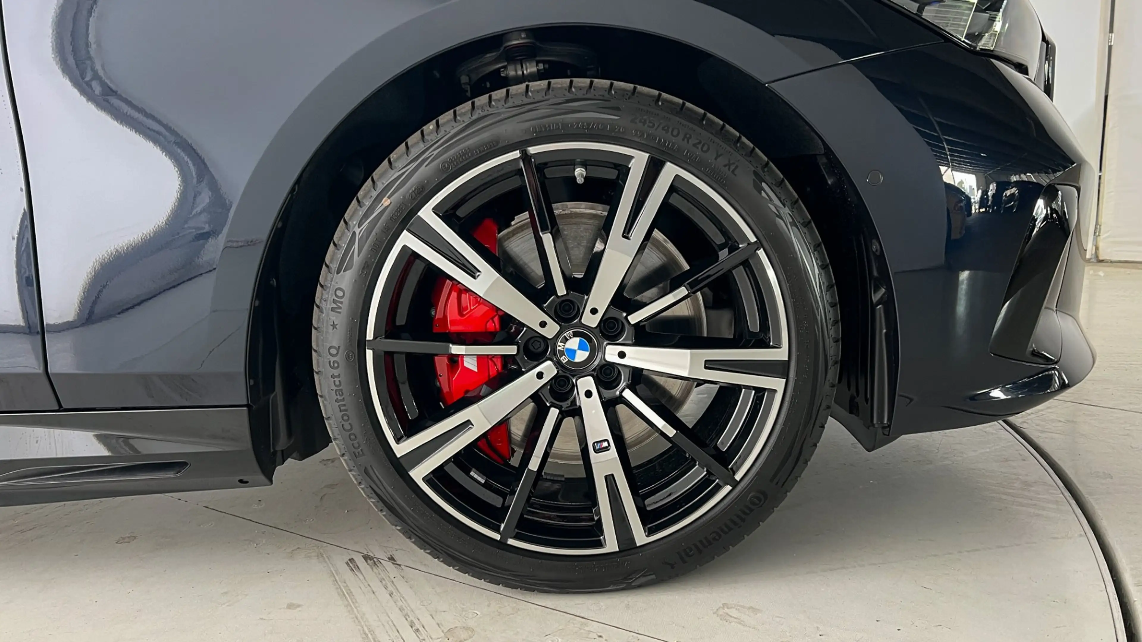 BMW i5 xDrive40 83,9kWh — photo 8