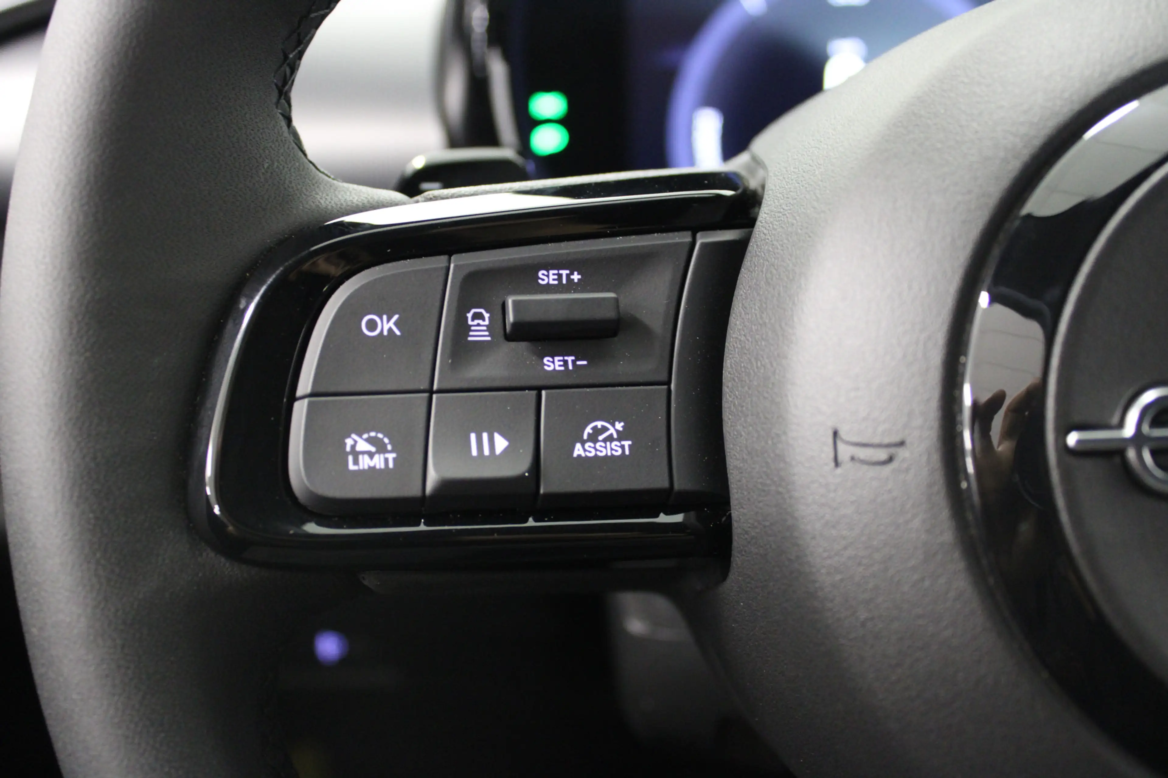 Fiat 600 1.2 Hybrid Sport — photo 12