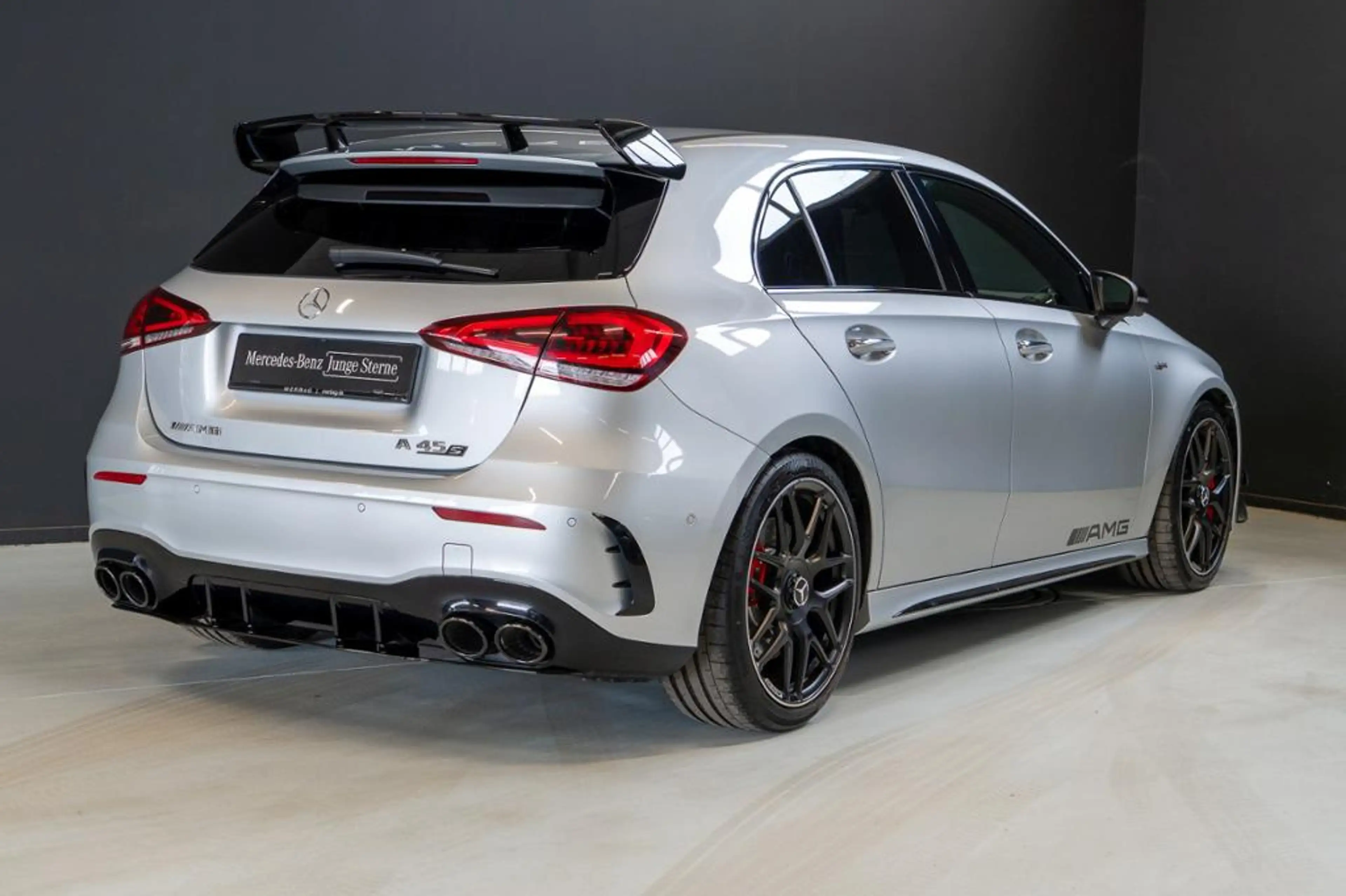 Mercedes-Benz A 45 AMG AMG A 45 S 4MATIC+  Kompaktlimousine * — photo 3