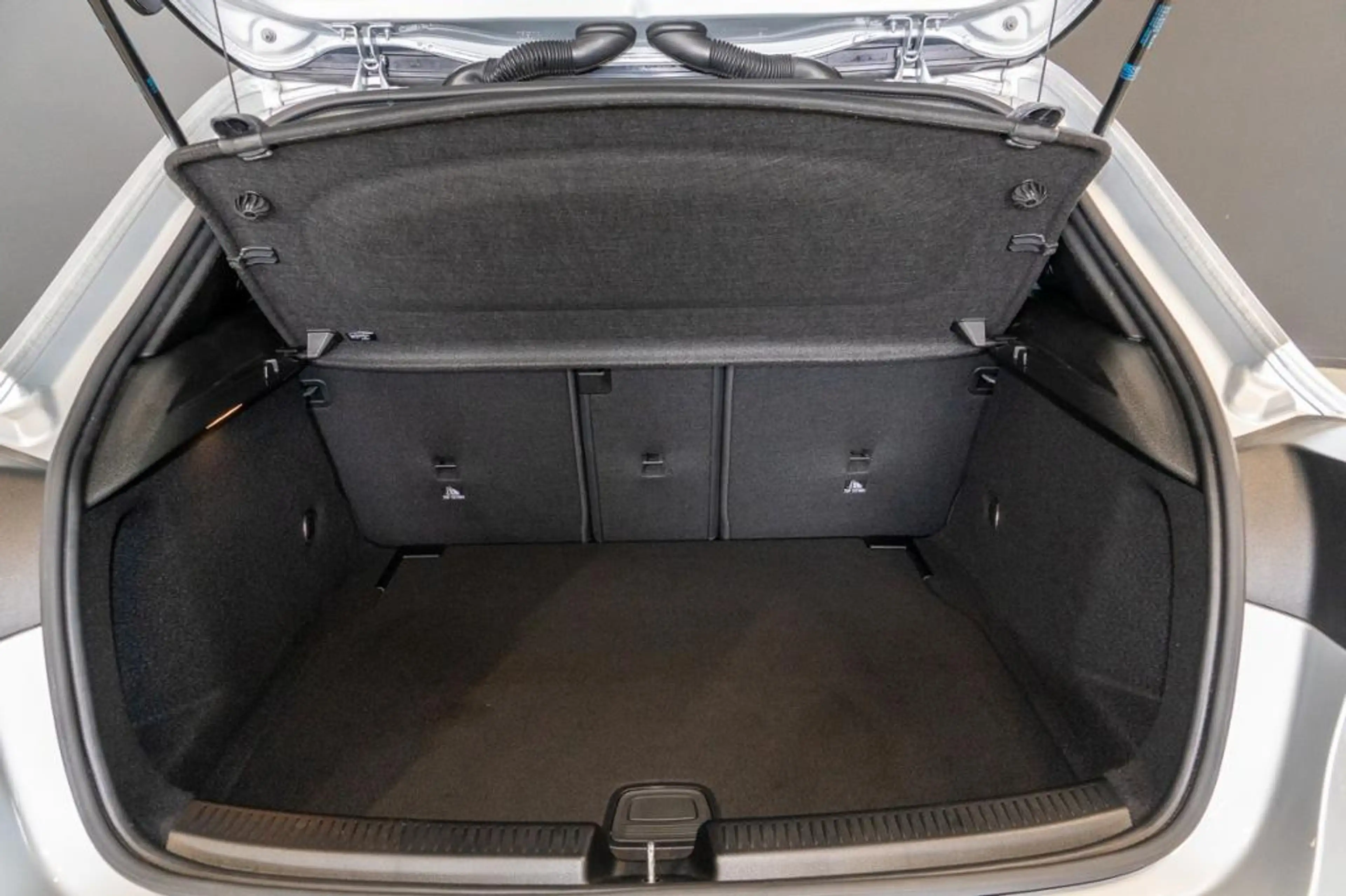 Mercedes-Benz A 45 AMG AMG A 45 S 4MATIC+  Kompaktlimousine * — photo 13