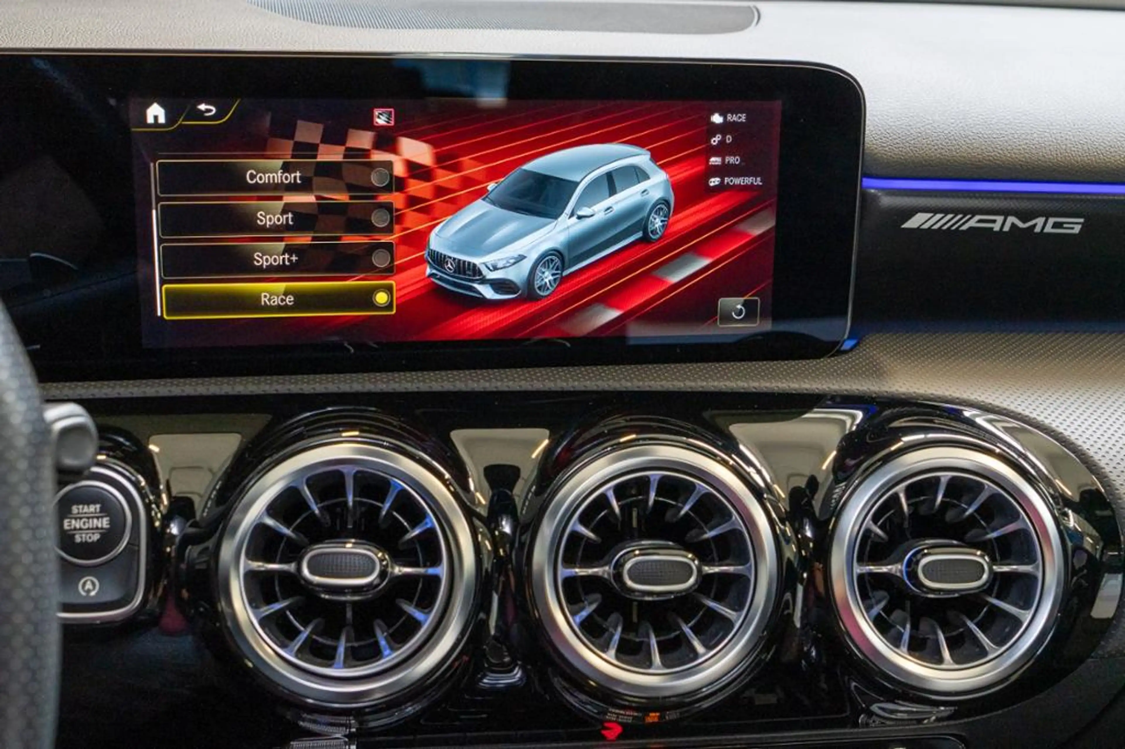 Mercedes-Benz A 45 AMG AMG A 45 S 4MATIC+  Kompaktlimousine * — photo 11