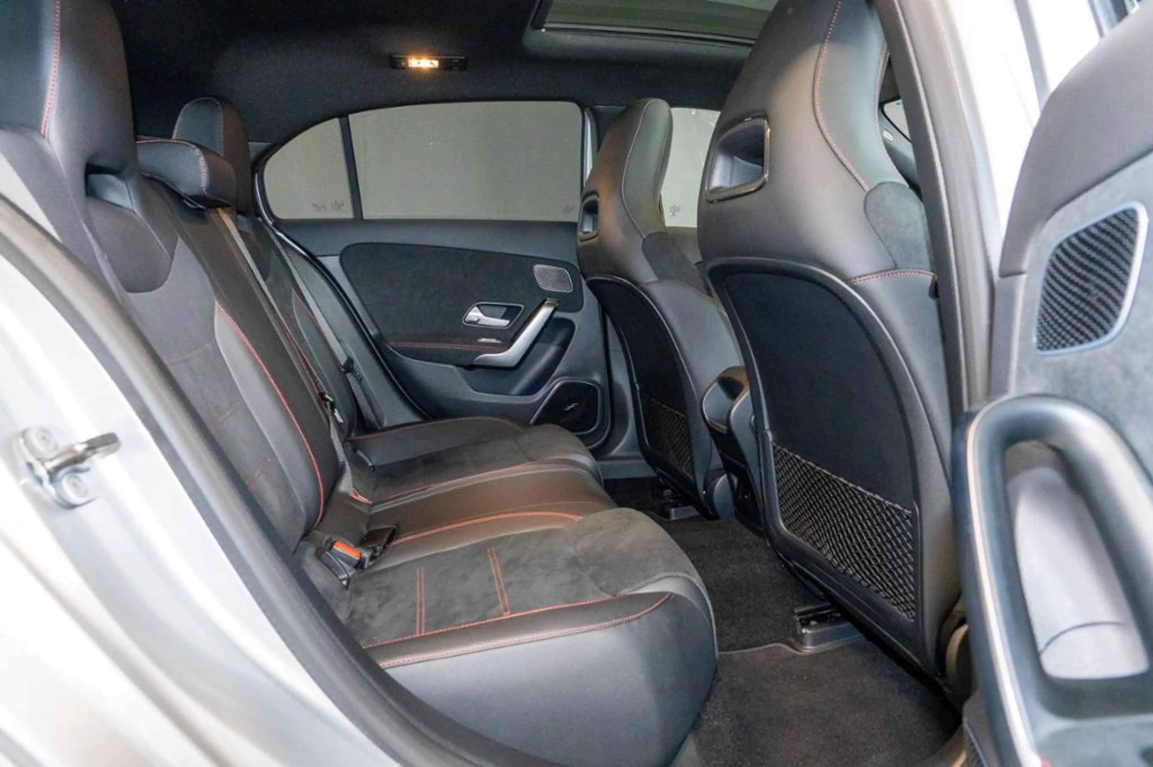 Mercedes-Benz A 45 AMG AMG A 45 S 4MATIC+  Kompaktlimousine * — photo 8