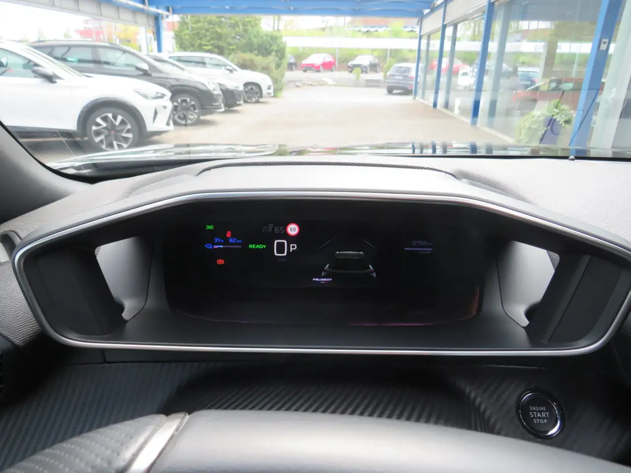 Peugeot 2008 e- GT 50kWh Navi OBC 11kW Kamera 16