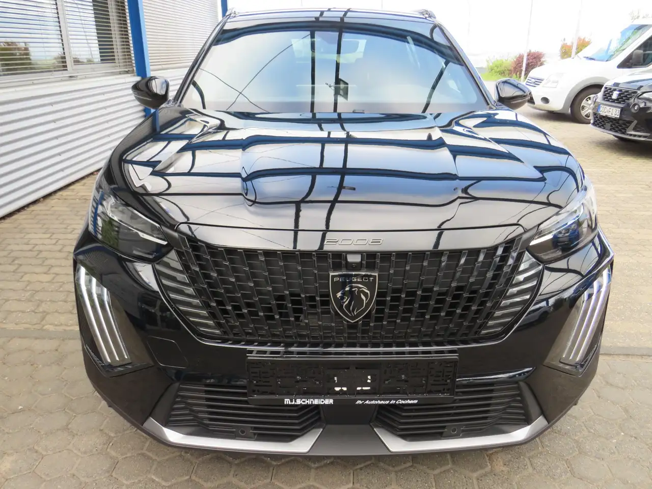 Peugeot 2008 e- GT 50kWh Navi OBC 11kW Kamera 2