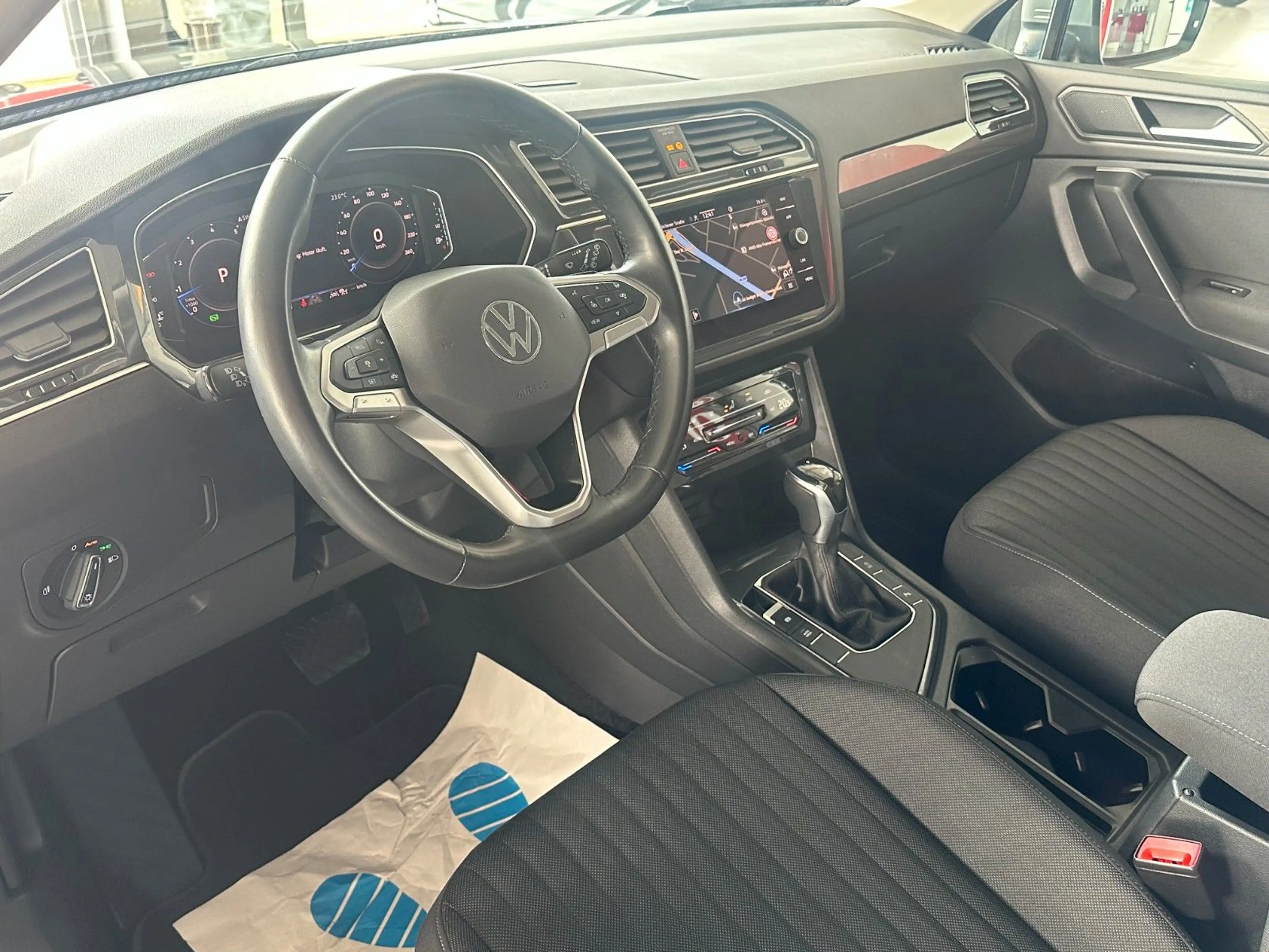 Volkswagen Tiguan Allspace 1.5TSI DSG,7SITZ,AHK,NaviLED,1Hd — photo 5
