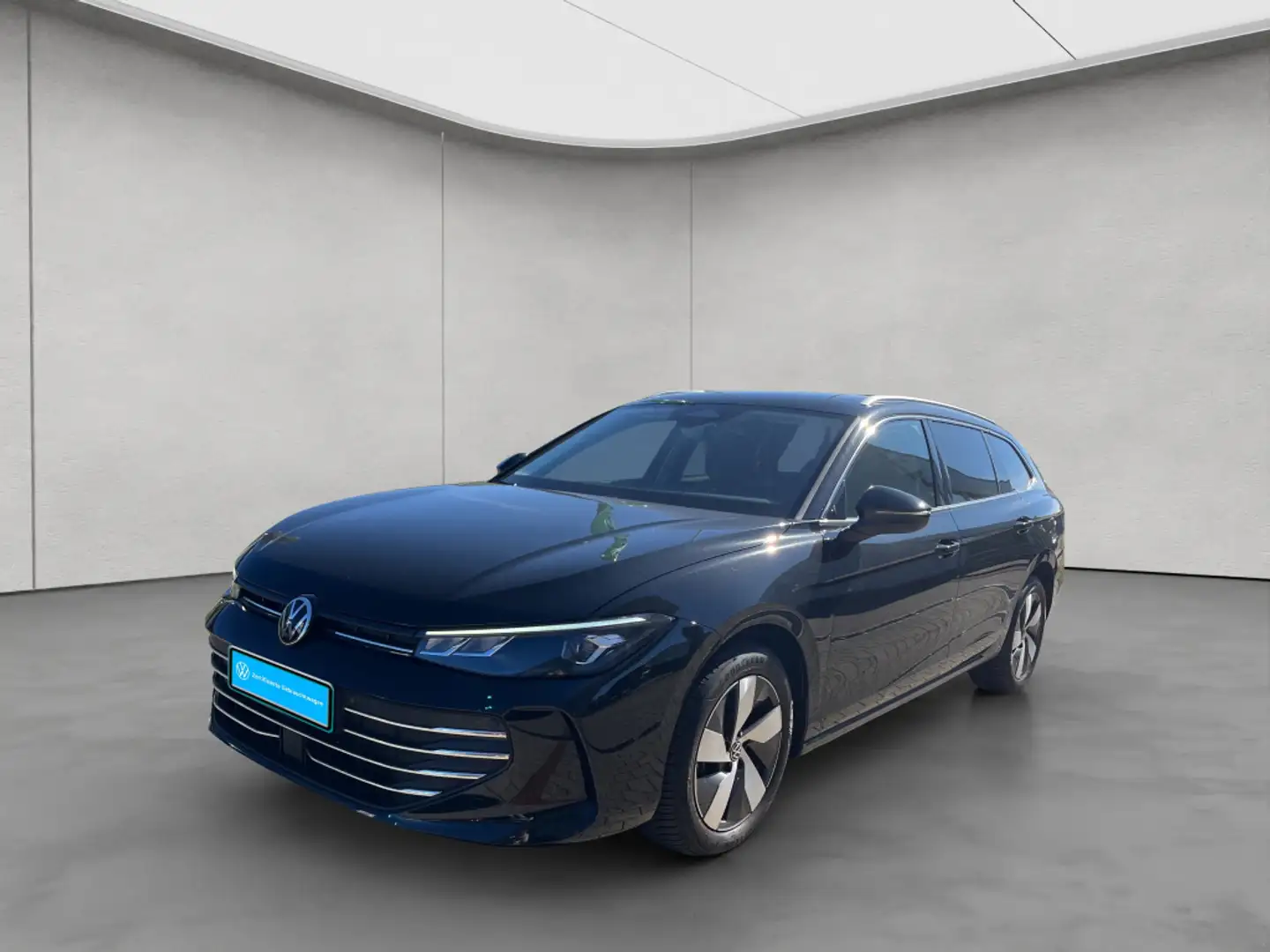 Volkswagen Passat Variant 2.0 TDI SCR DSG Business AHK Area V Schwarz - 2
