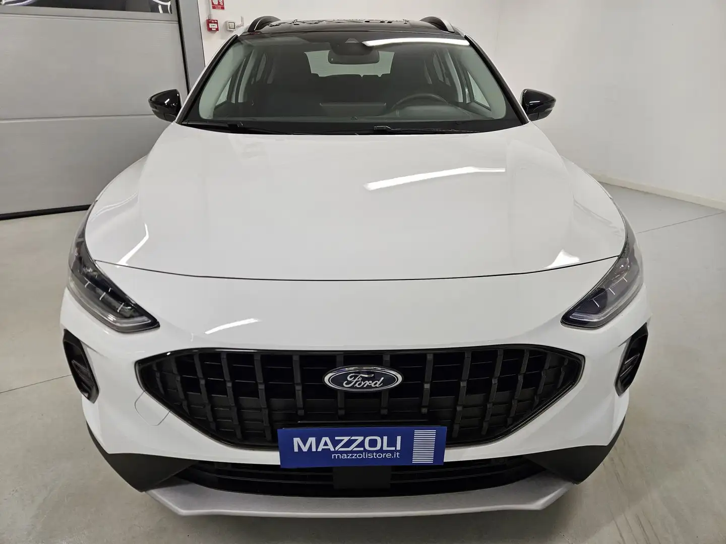 Ford Focus 1.0 EcoBoost Hybrid 125 CV 5p. Active X Bianco - 2