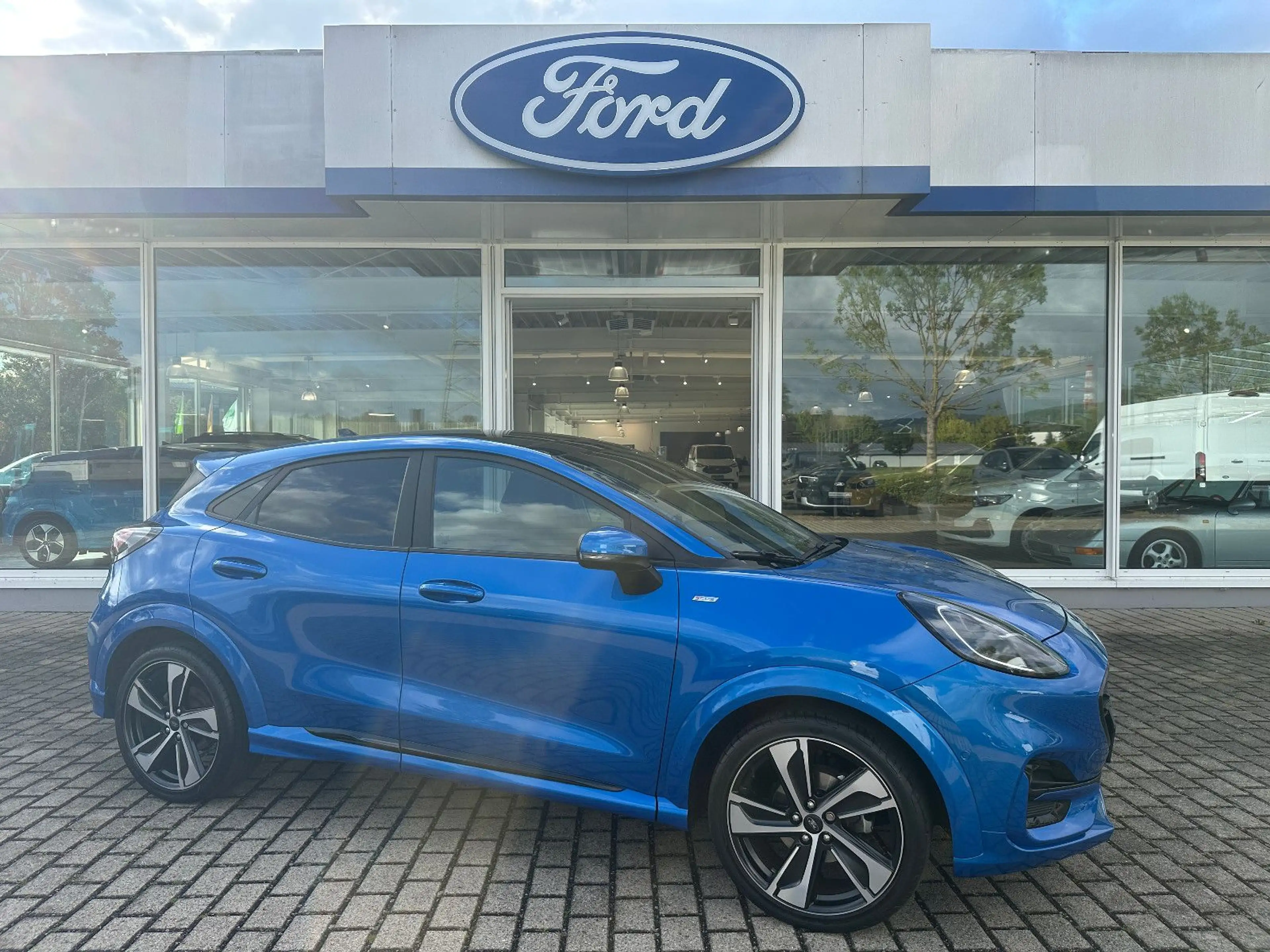 Ford Puma ST-Line X PANO AHK Winter-Paket — photo 3