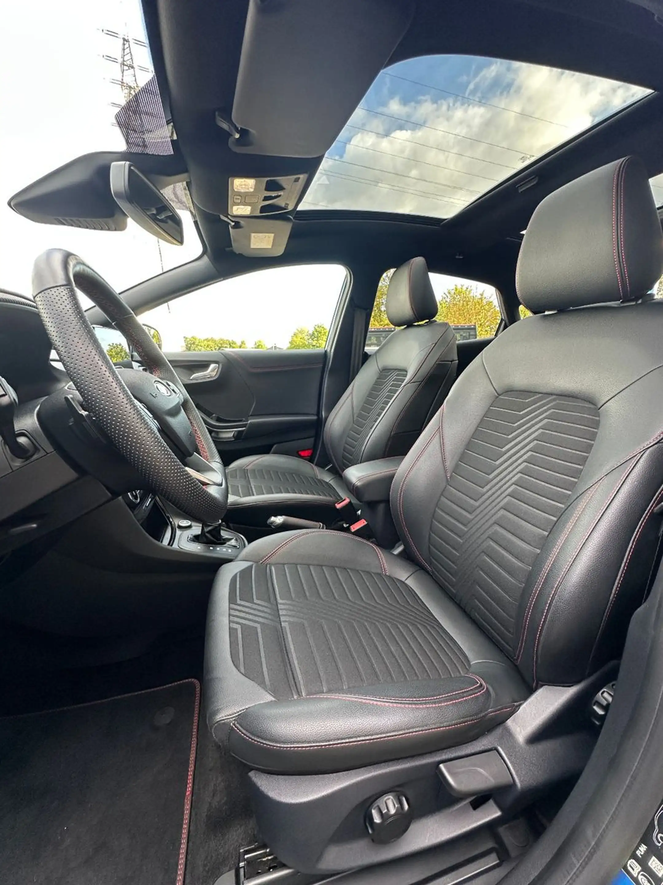 Ford Puma ST-Line X PANO AHK Winter-Paket — photo 11