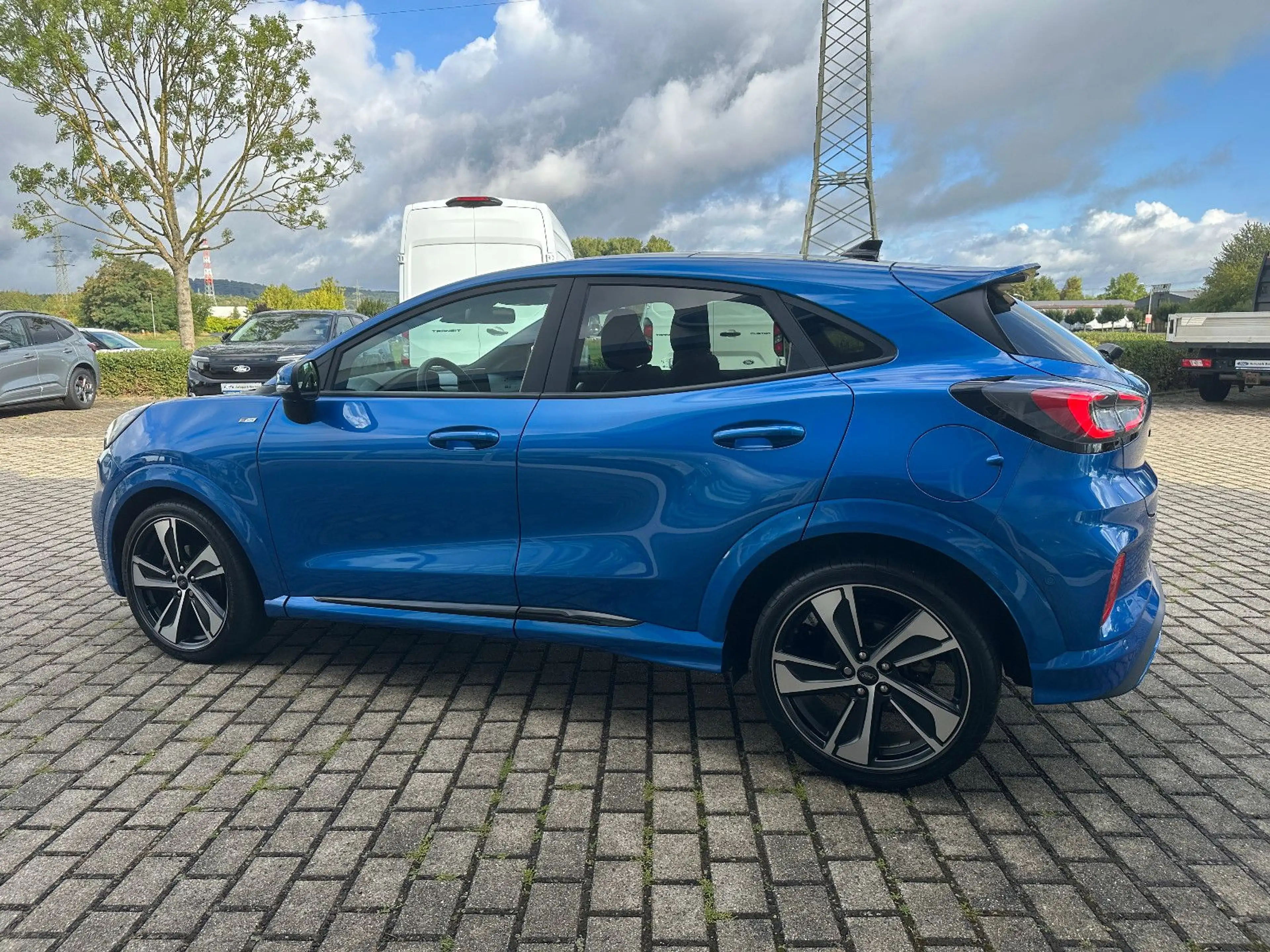 Ford Puma ST-Line X PANO AHK Winter-Paket — photo 8
