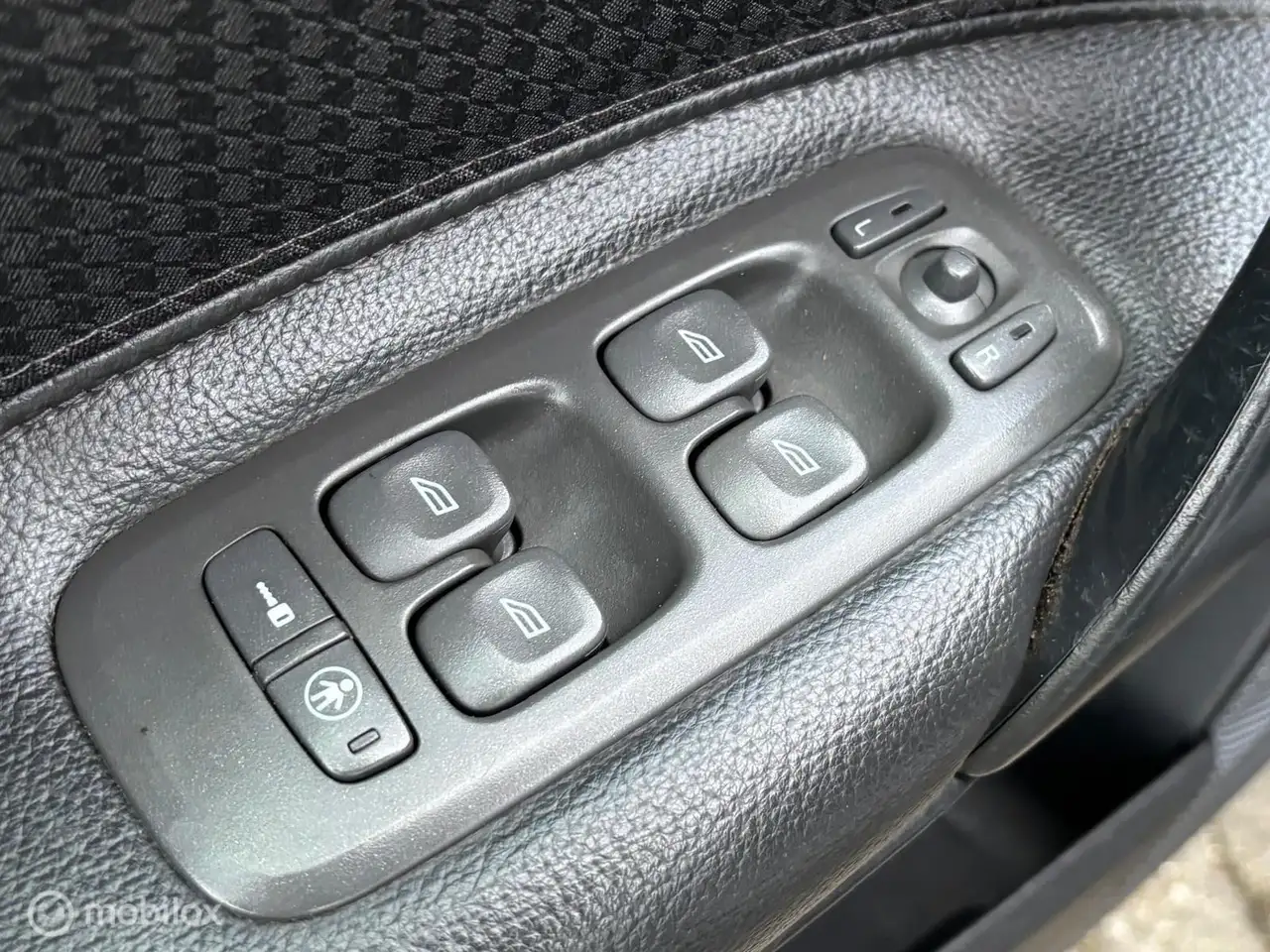 Volvo V70 2.4 T Comfort Line, foto 5