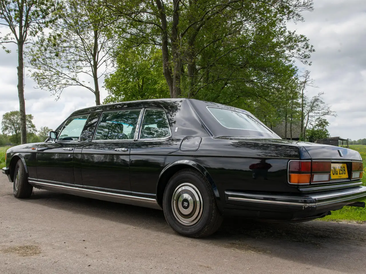 Rolls-Royce Silver Spirit 6.8 The Castleton limousine, foto 6