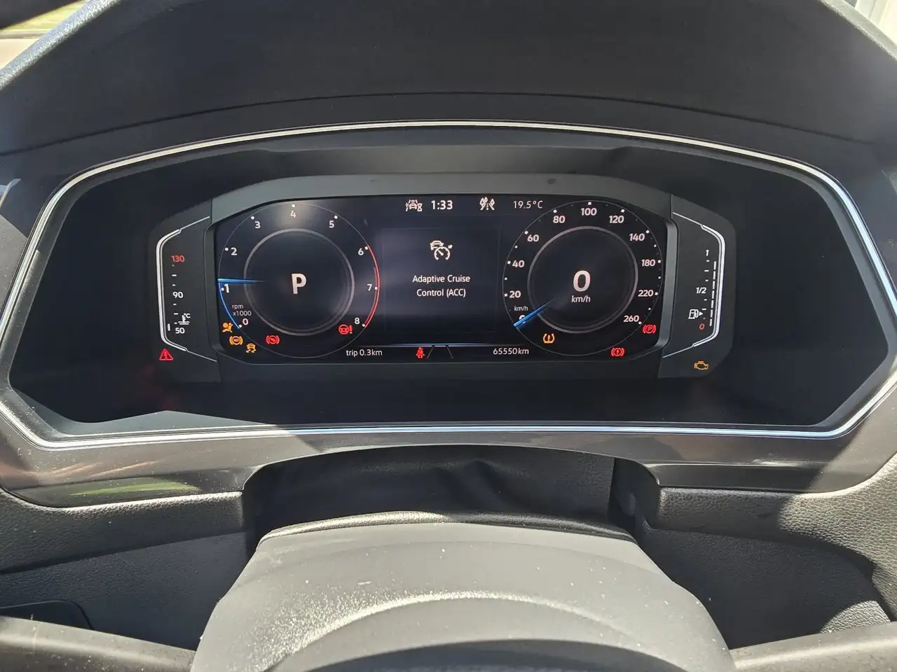 Volkswagen Tiguan снимка Volkswagen Tiguan