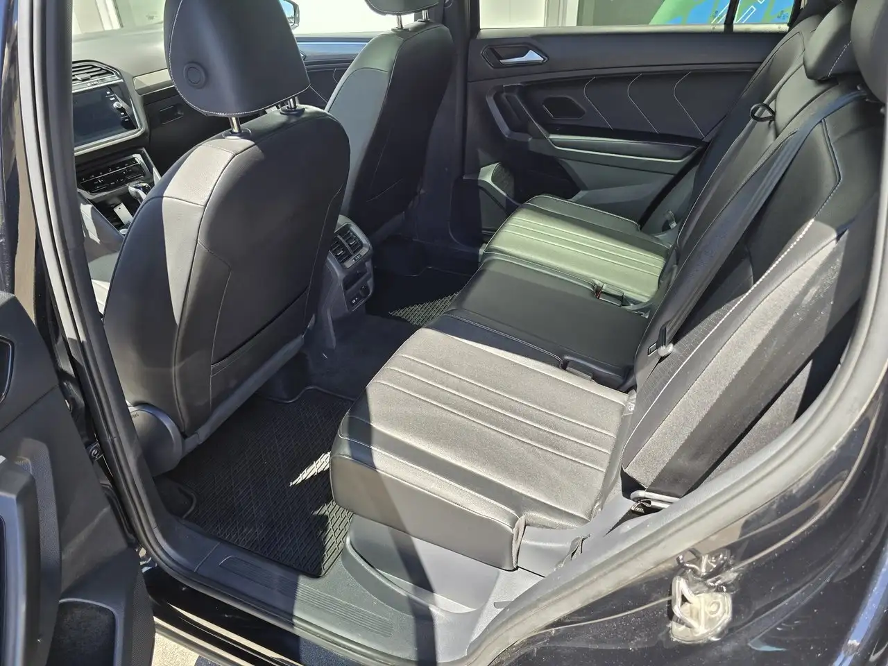 Volkswagen Tiguan снимка Volkswagen Tiguan