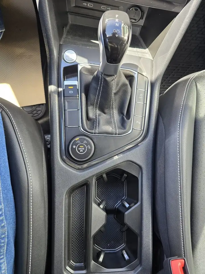 Volkswagen Tiguan снимка Volkswagen Tiguan