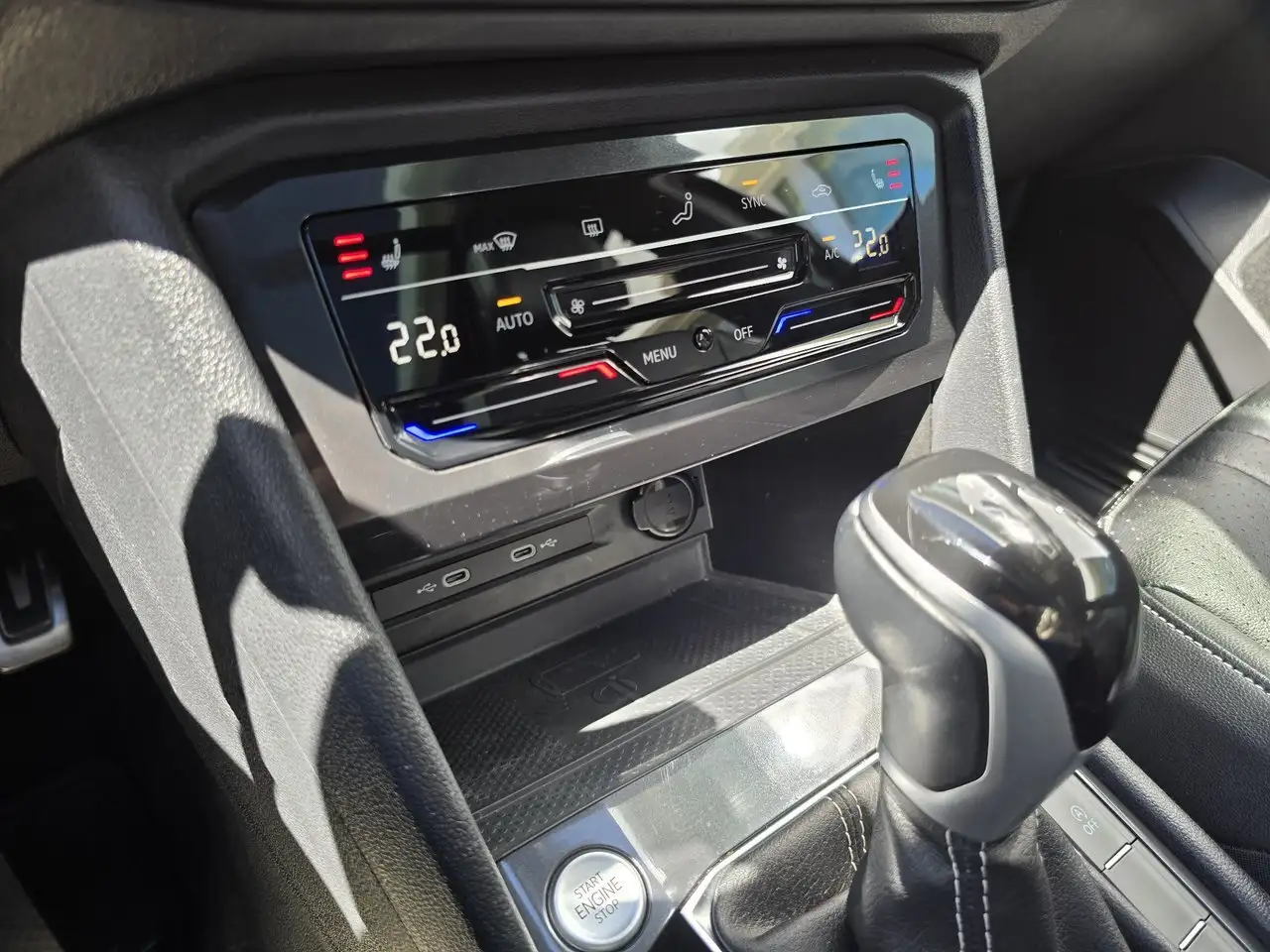 Volkswagen Tiguan снимка Volkswagen Tiguan