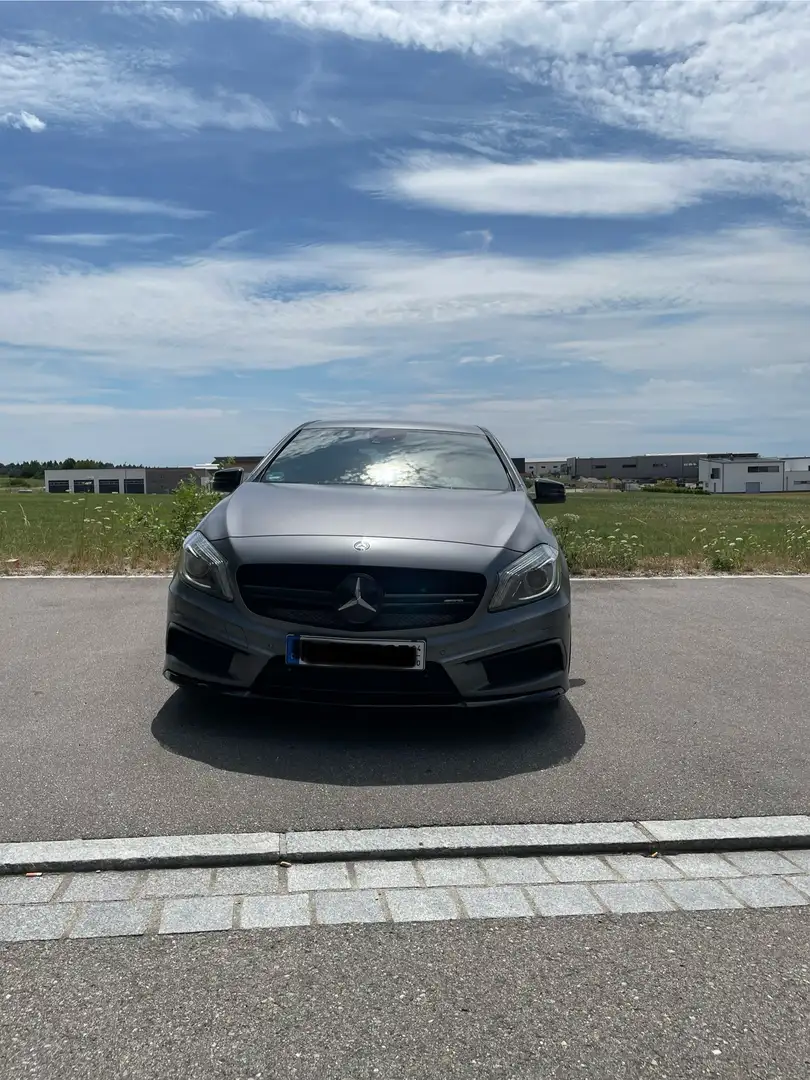 Mercedes-Benz A 45 AMG 4Matic Speedshift 7G-DCT - 2