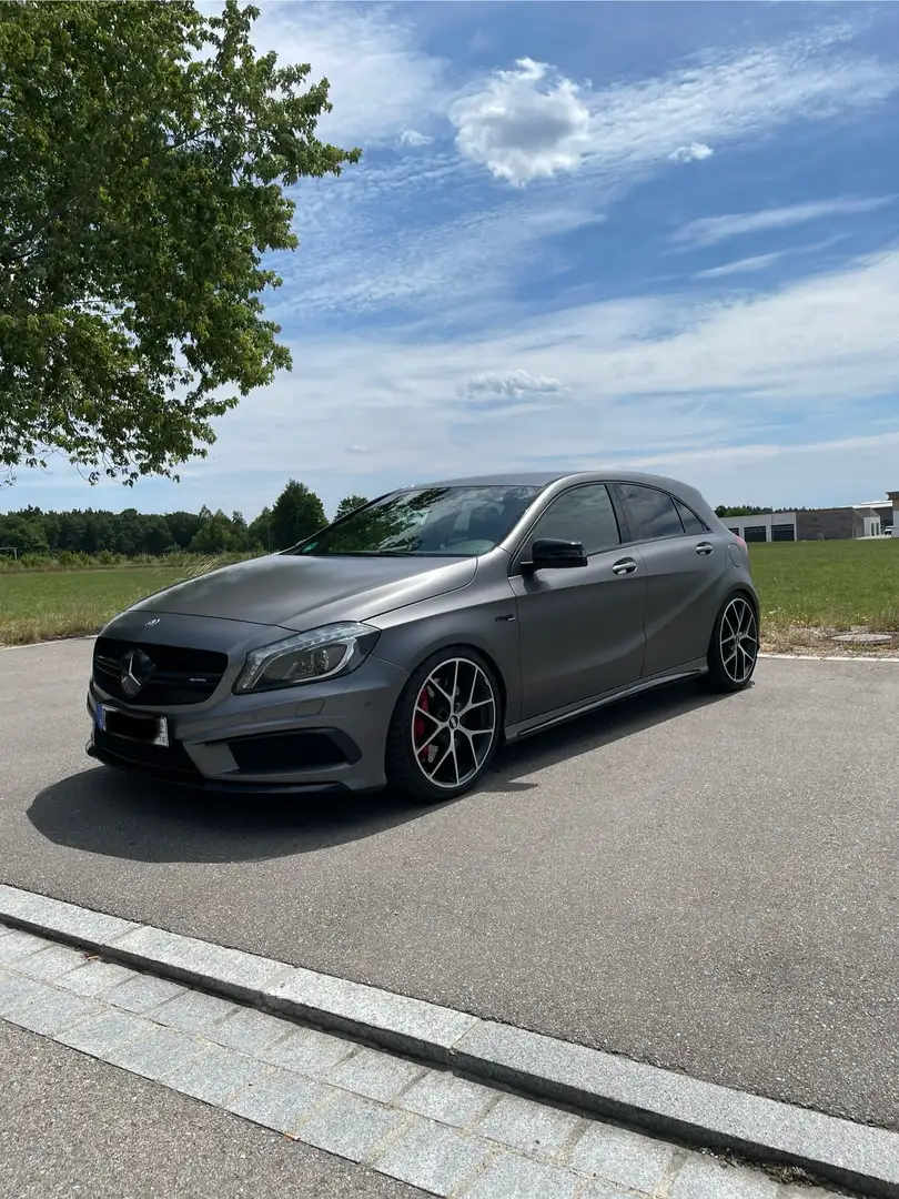 Mercedes-Benz A 45 AMG 4Matic Speedshift 7G-DCT - 1