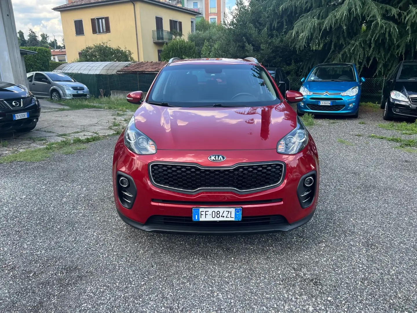 Kia Sportage 1.7 CRDI 2WD Cool Rosso - 2