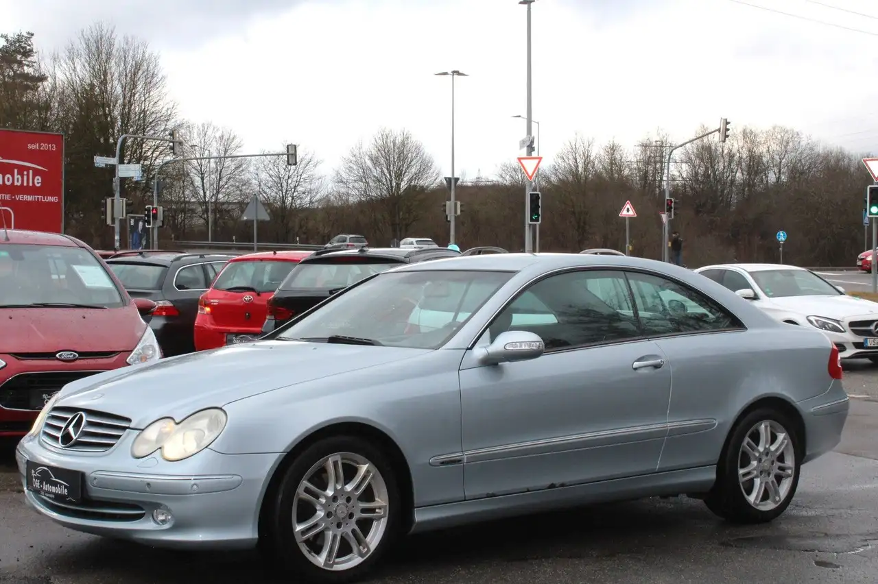 Mercedes-Benz CLK 320